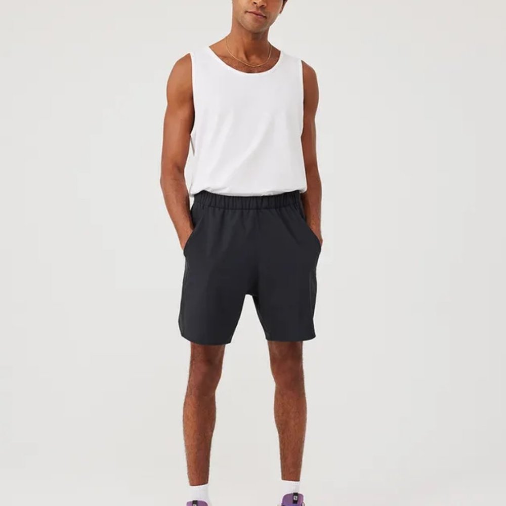 OV High Stride 7" Short with Pockets - Black / M
